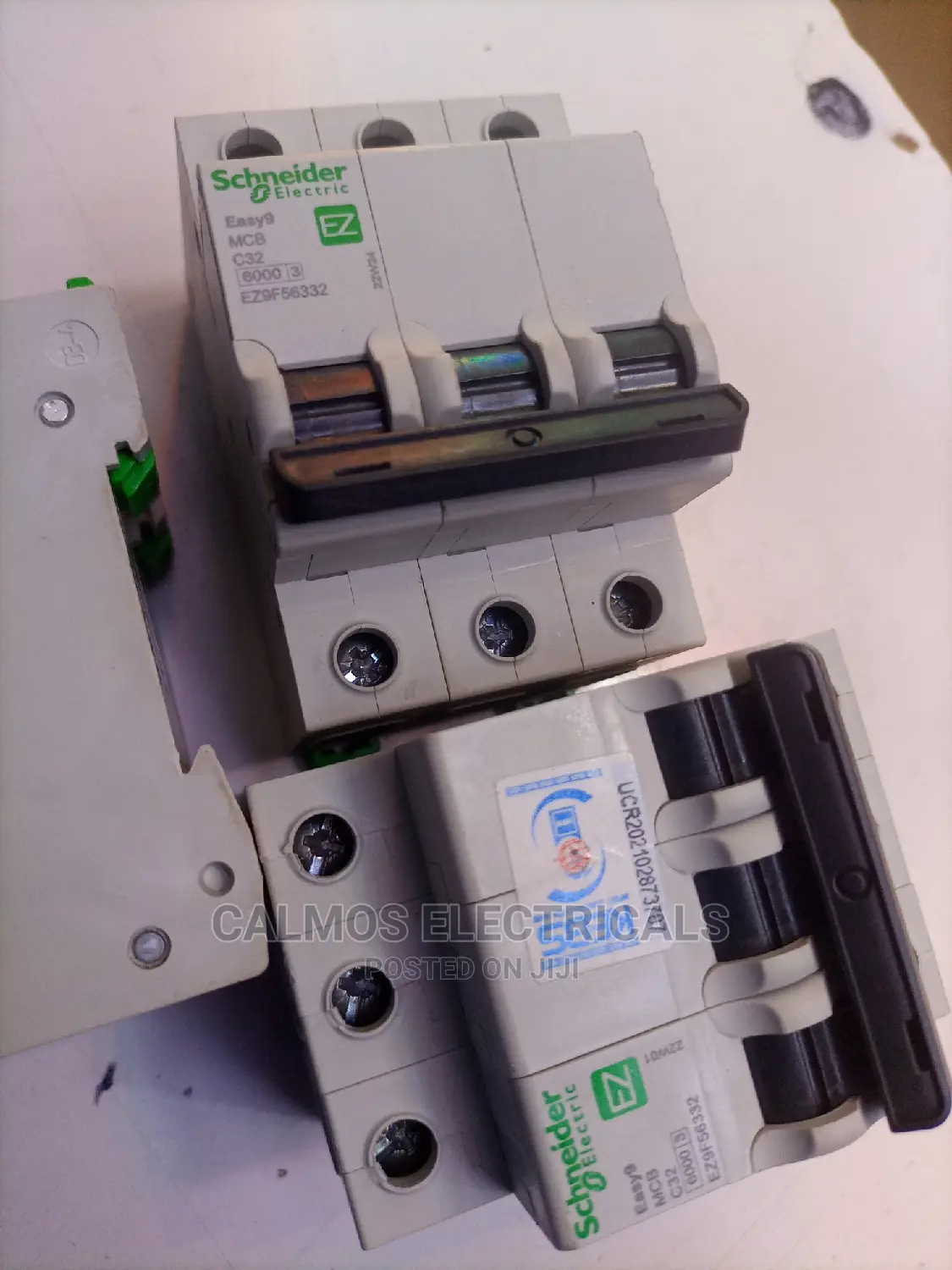 Schneider Tripple MCB 32A