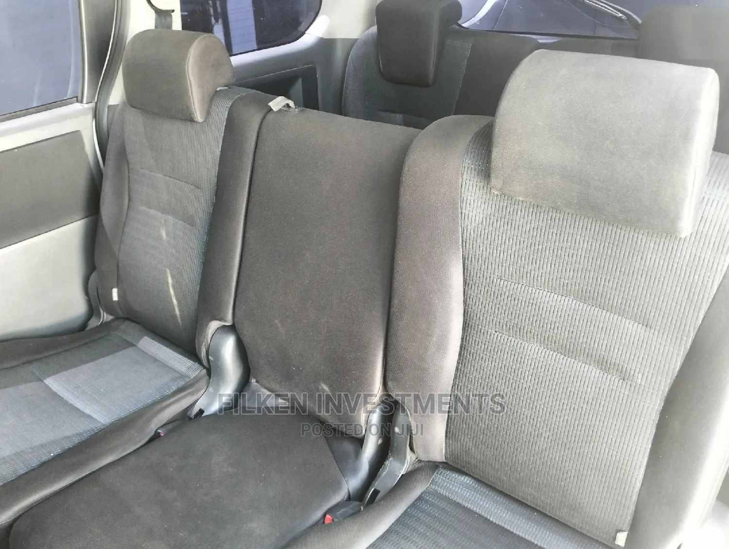 Toyota Voxy 2010 White