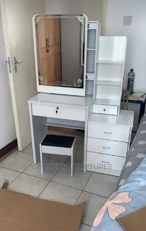 Dressing Table Dressing Table