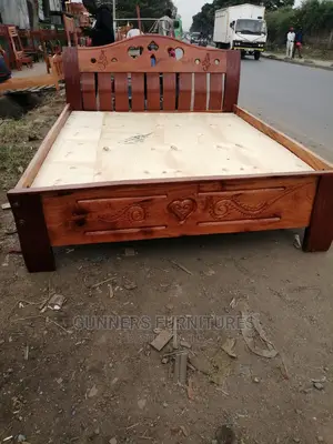 Mahogany Wood Beds 5*6feets