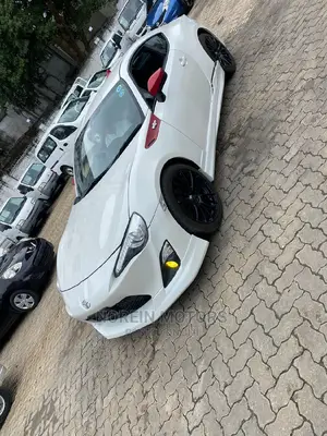 Toyota GT86 2016 White