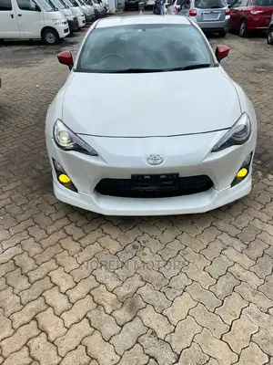 Toyota GT86 2016 White