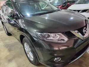 Nissan X-Trail 2017 Green