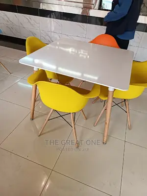 Eames Chair Eames Chair