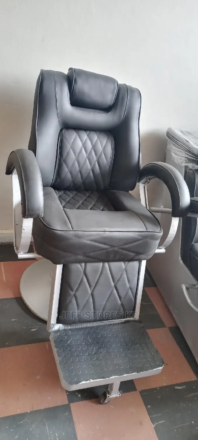 Black Silver Local Barber Chairs