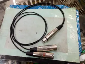 Y-cable Xlr To Xlr For Connection Between Amplifiers