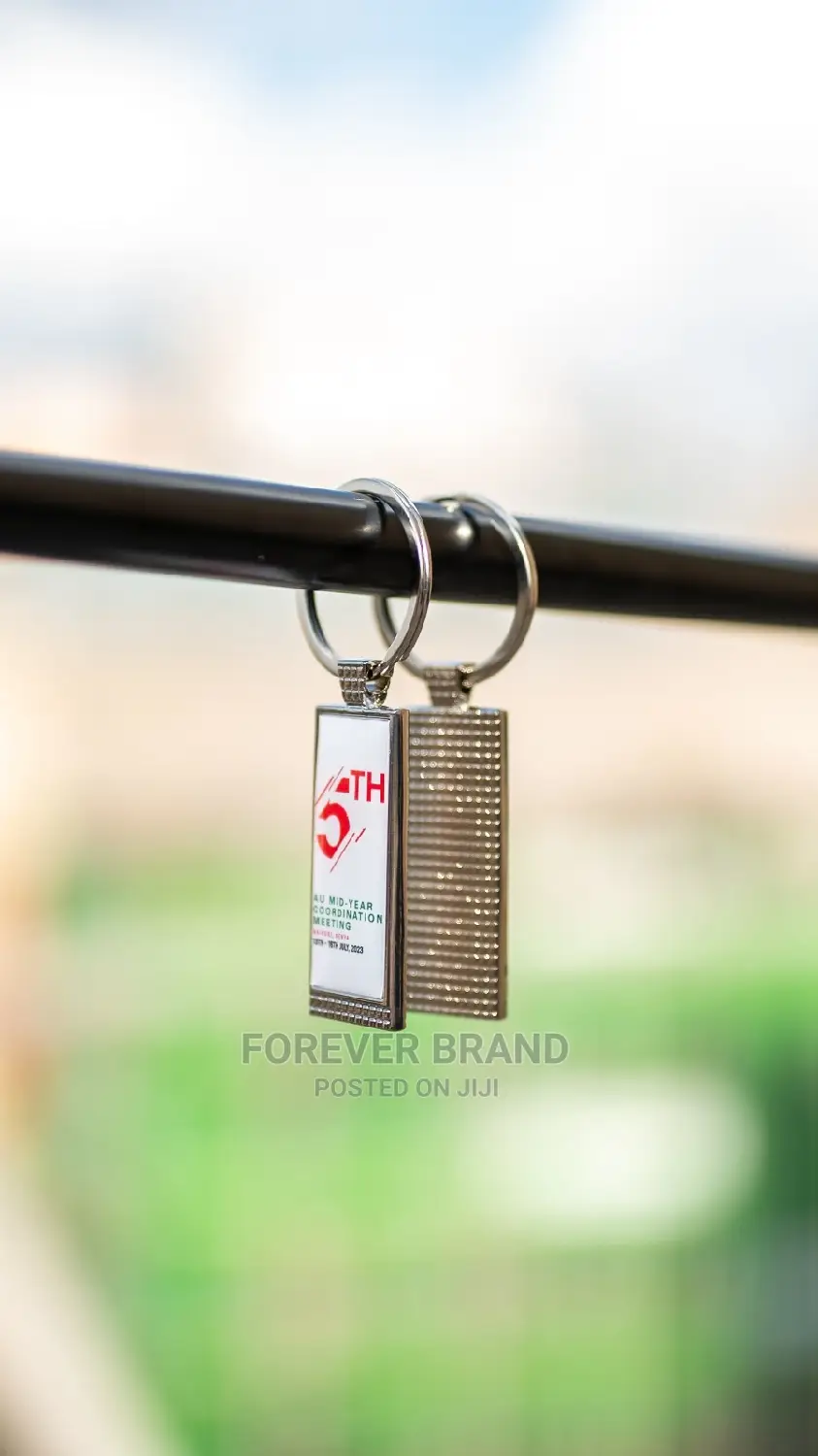 Dimmed Keyholders
