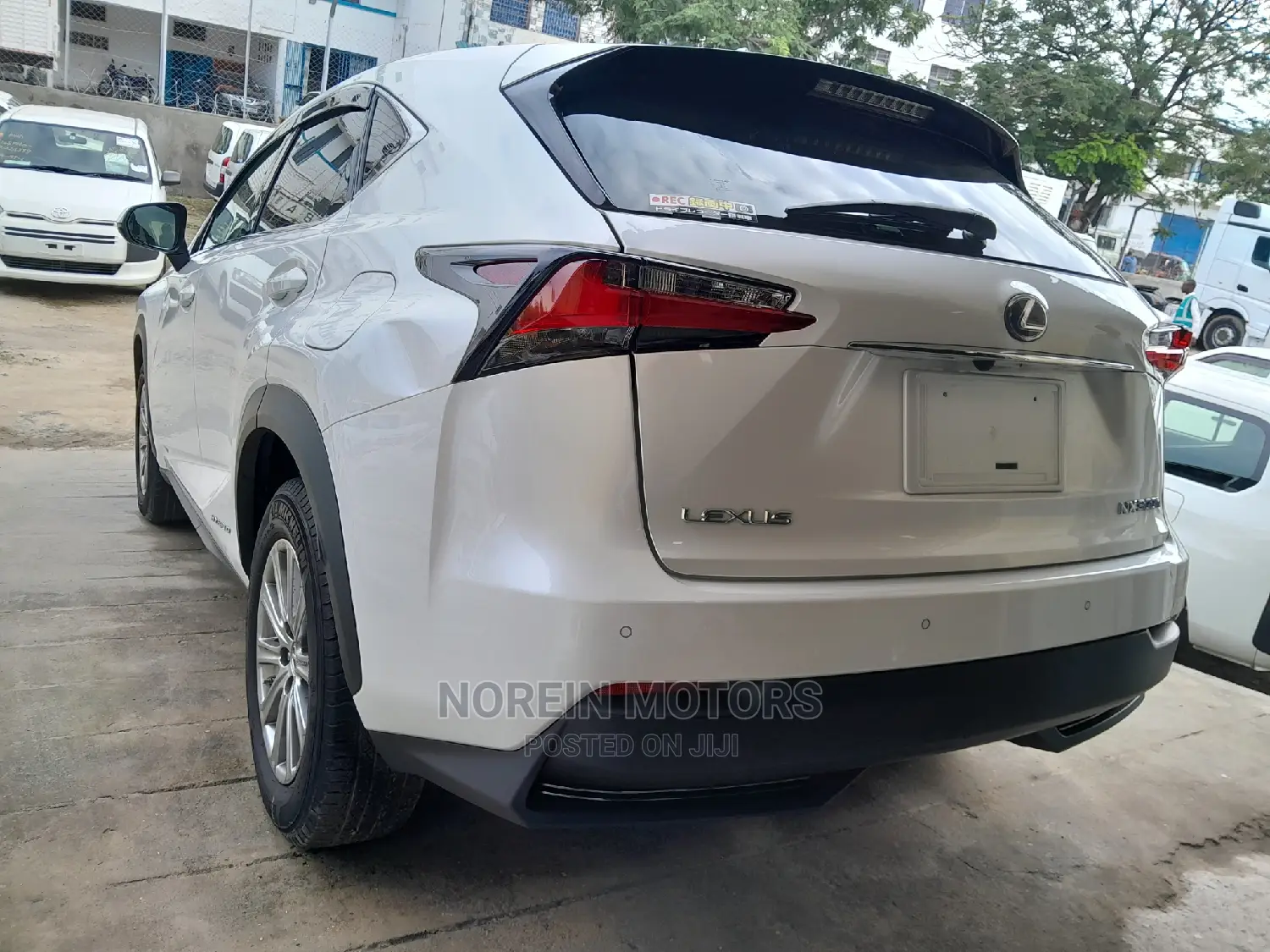 Lexus NX 2016 White