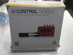 Behringer U-Control UCA222