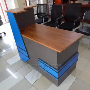 1.4m Reception Desk With Spacious Storage