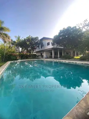 5bdrm Maisonette in Kibokoni, Malindi for sale