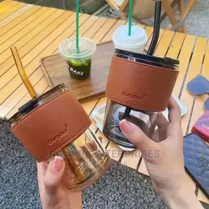 Gorgeous Slub Glass Smoothie Cup With Straw Leather Cover