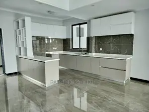 3bdrm Apartment in Zanzi Court, Kilimani for sale