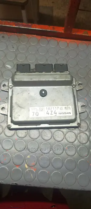 Nissan Nv350 Engine Control Unit.