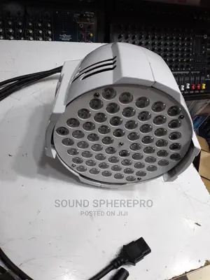 White Parcan 60LED Lights
