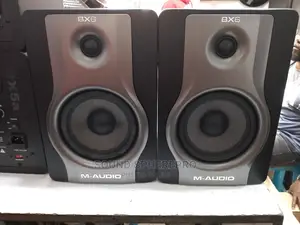 M-Audio BX6 Carbon Studio Monitor