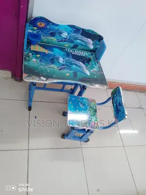 Learning Kid Study Desk