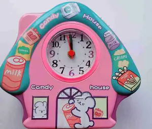 Piggy-Shaped Safe With Iron Lock for Kids.