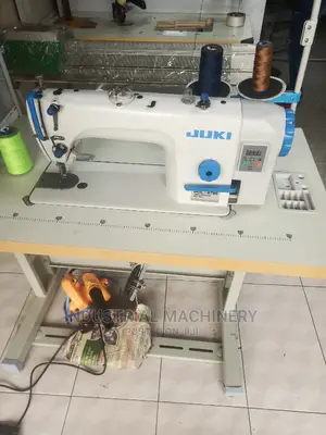 Juki Industrial Sewing Machine -electric