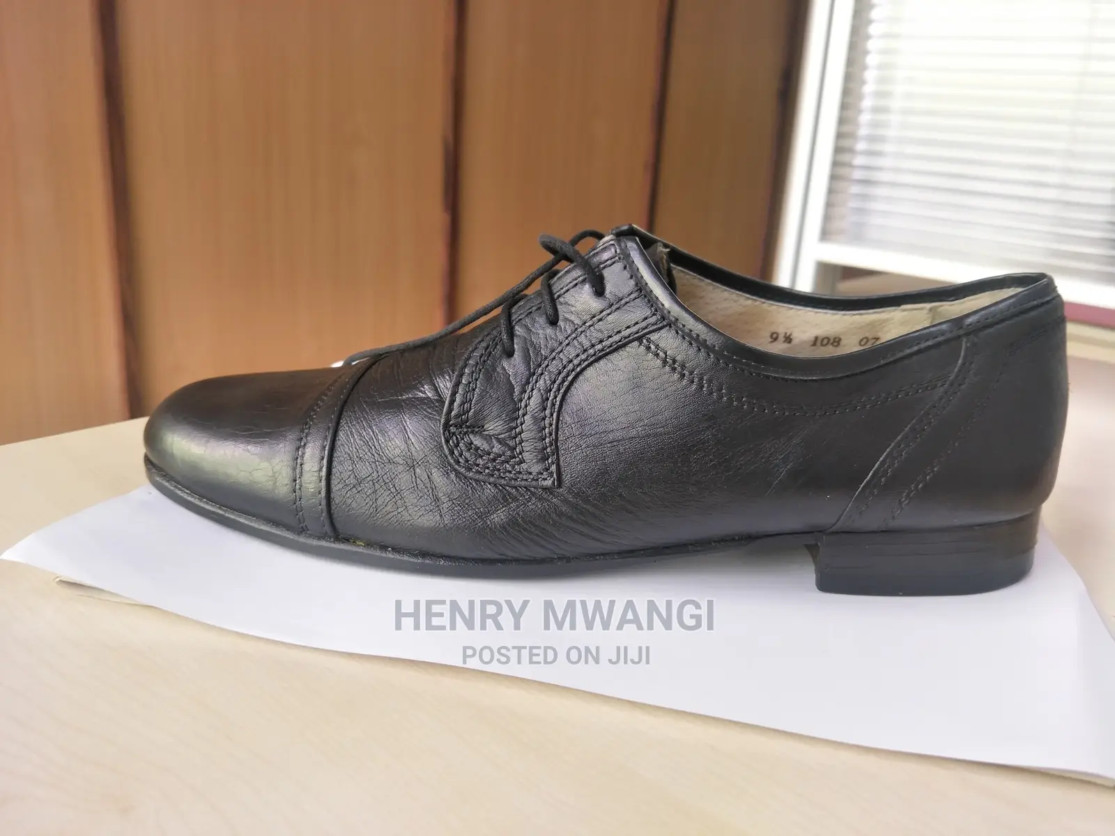 Genuine Leather Size 9.5