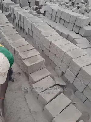 Machine Cut Stones,.Mawe Ya Ndarugo Safi Sana