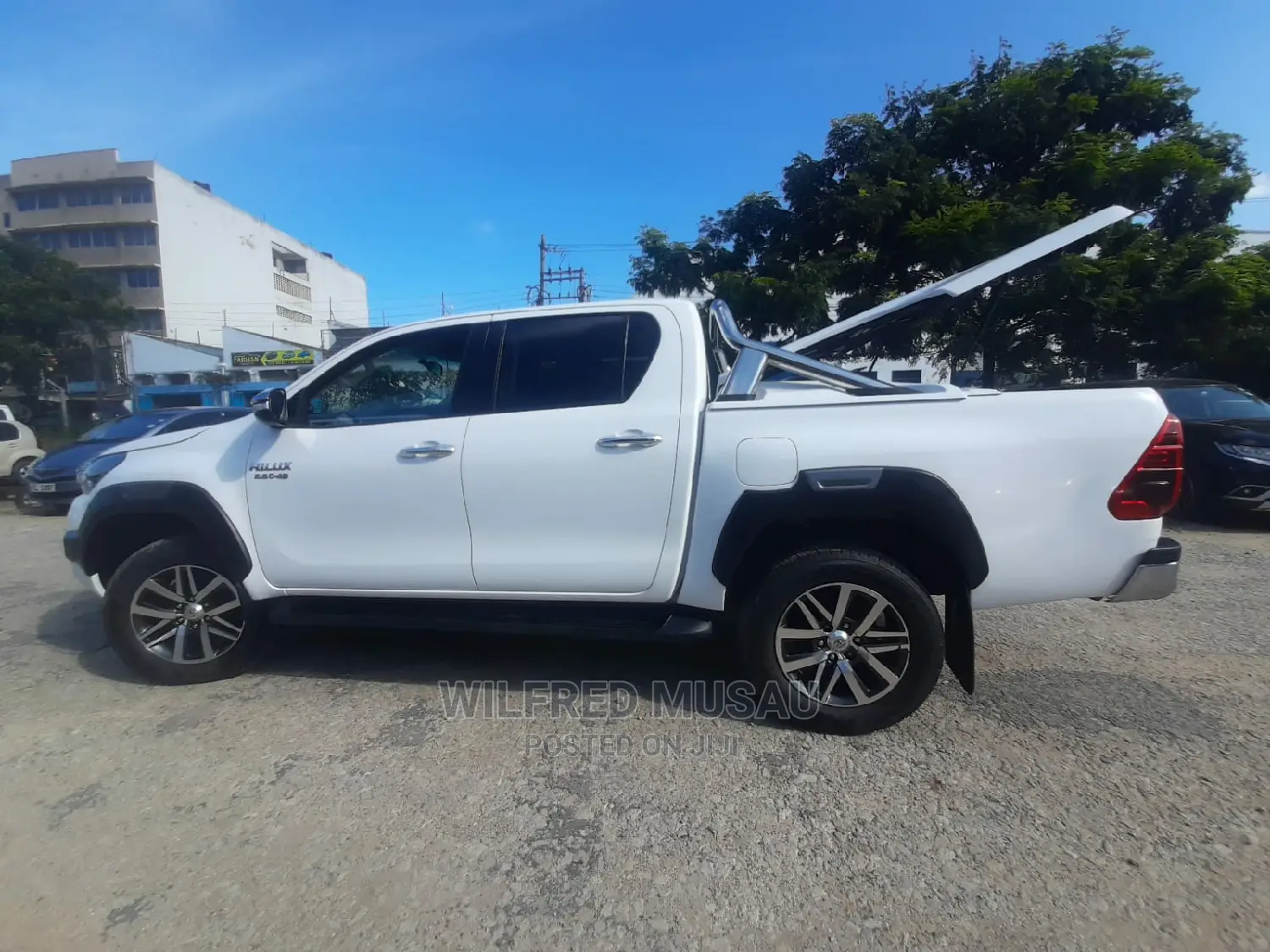 Toyota Hilux 2016 White