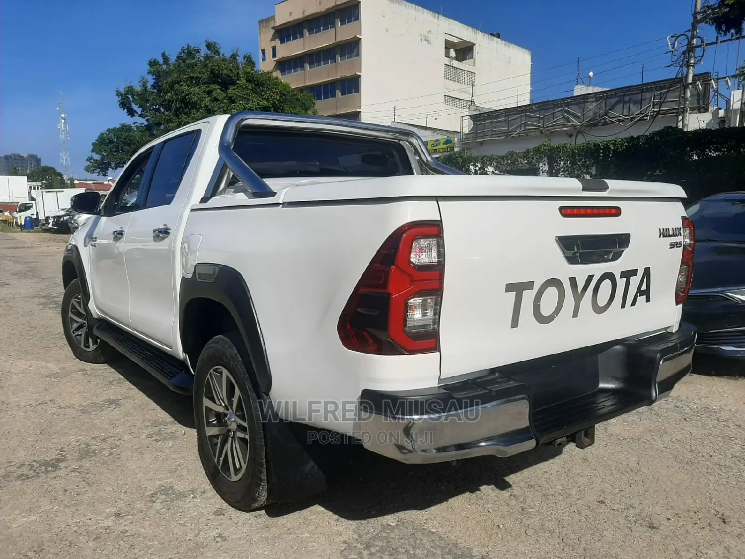 Toyota Hilux 2016 White
