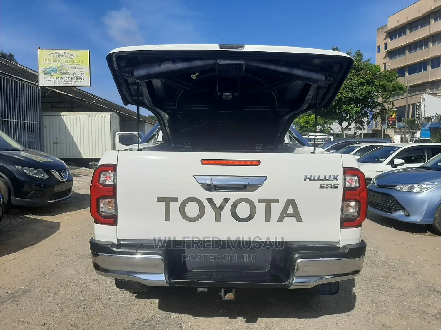 Toyota Hilux 2016 White