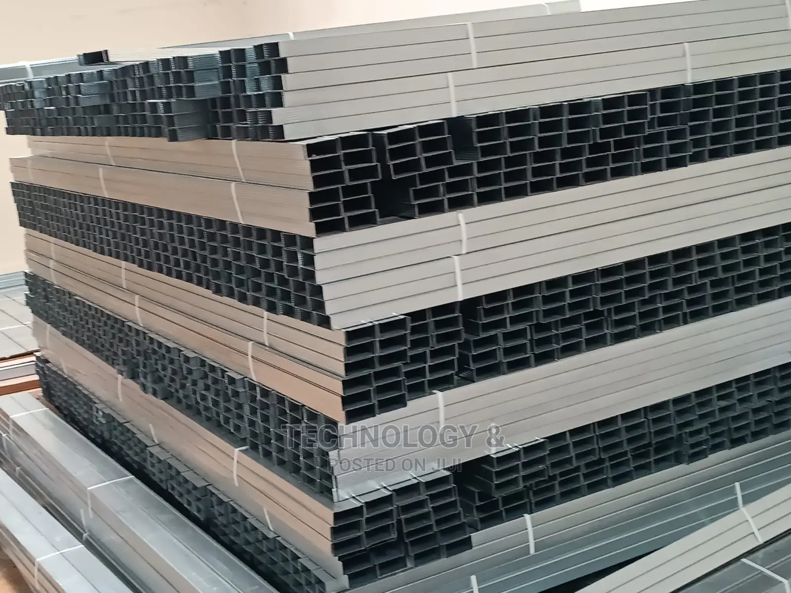 Gypsum Studs 63mm (C- Channel)