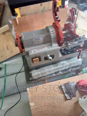 Pipe Threader Machine