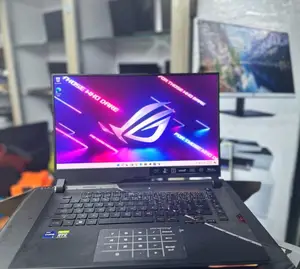 New Laptop Asus ROG Strix G15 32GB Intel Core I9 SSD 2T