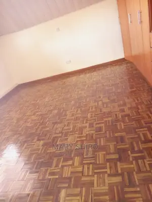3bdrm Duplex in South B for rent