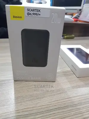 Magnetic Mini Wireless Fast Charge Power Bank