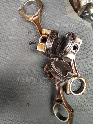 FB20 Engine Pistons