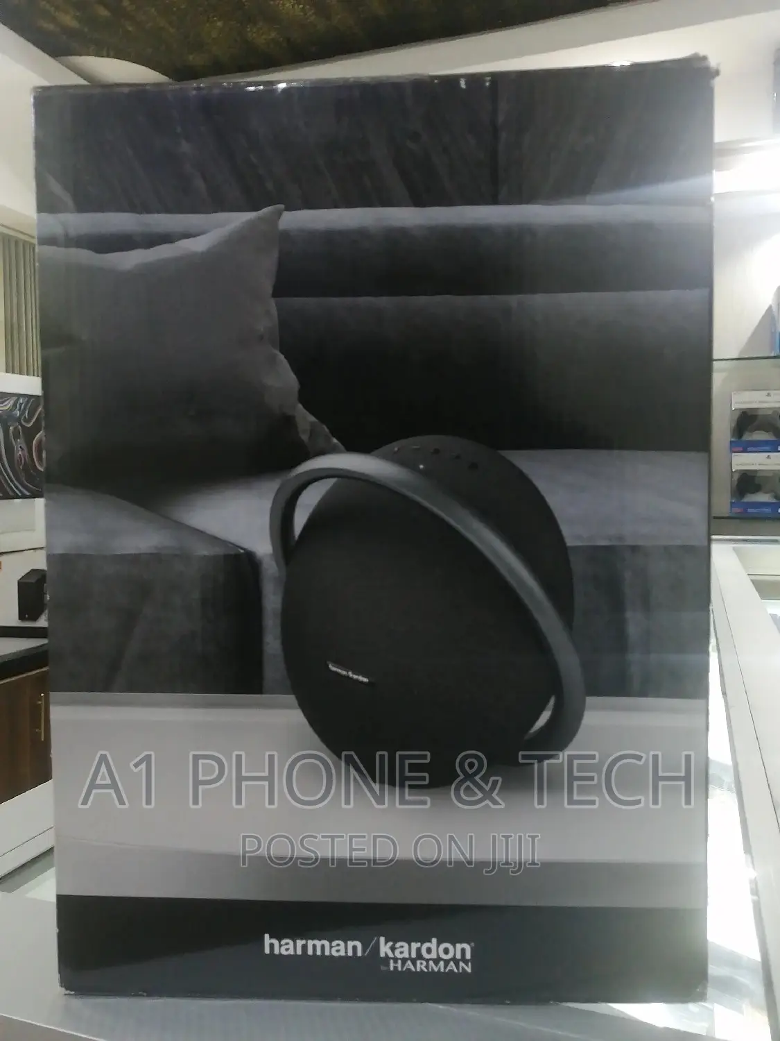 Harman Kardon ONYX Studio 7