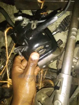 Wish 2002-2005 Gearbox Mount
