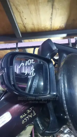Honda Fit 2015 Side Mirror