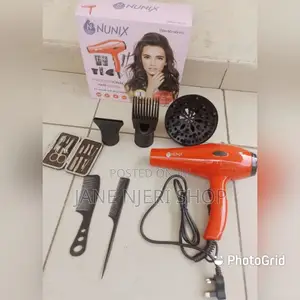 Nunix Blow-Dryer With Accessories