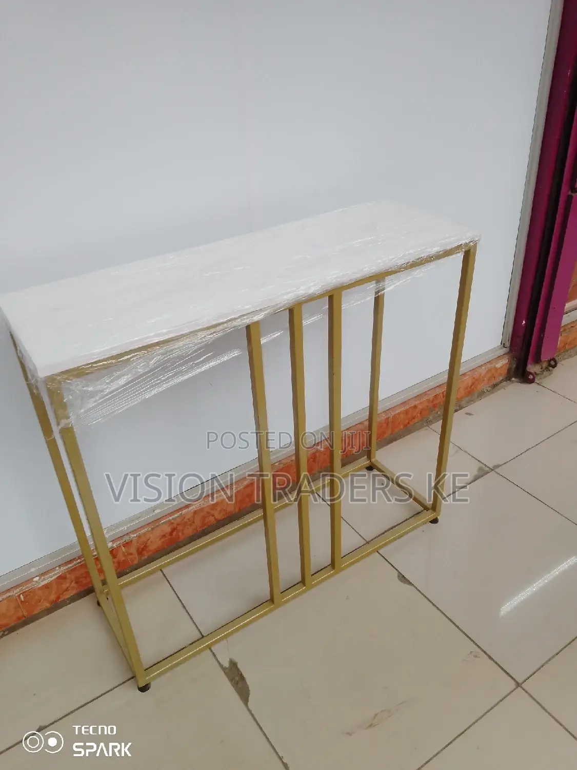 Strong Console Table✓