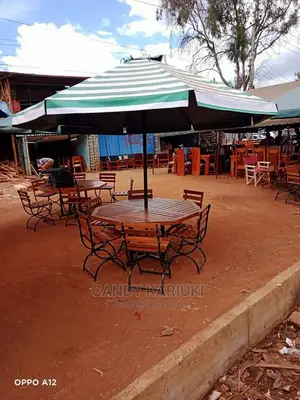 6 Seater Outdoor Set Plus Umbrella