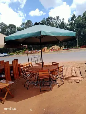 Outdoor Set (6 Seats, Table Plus Umbrella)