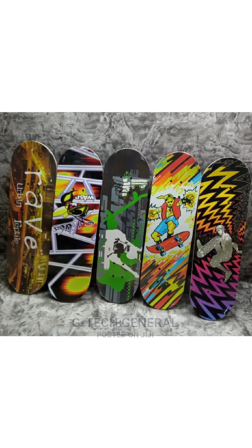 Medium Sized Skateboard (68cm Length)