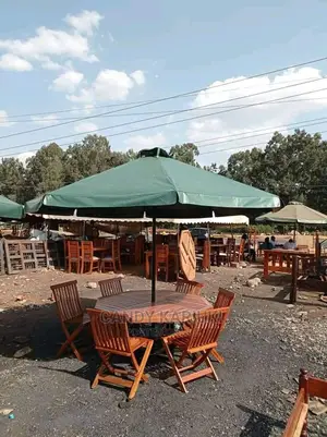 6 Seater Outdoor Set Plus Umbrella