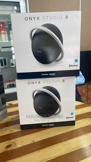 Speakers
Harman Kardon Onyx Studio 8