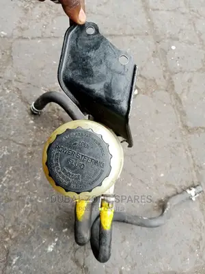Power Steering Fluid Toyota Hiace 7L Box Available.