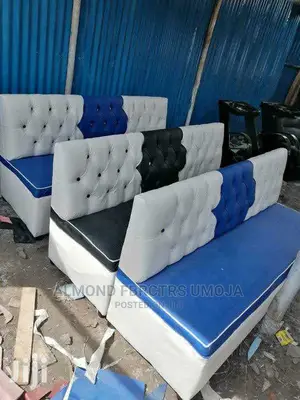 Bar And Restaurant Coaches