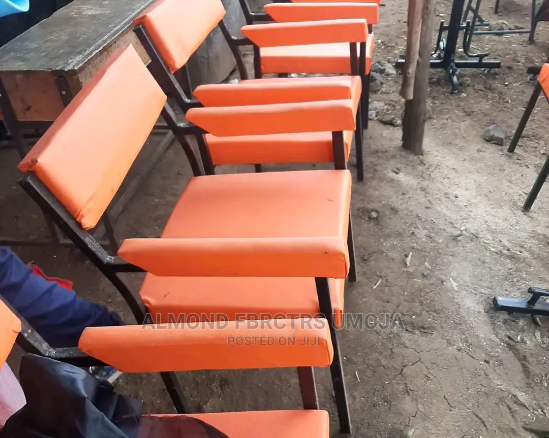 Office Chairs With Armrest