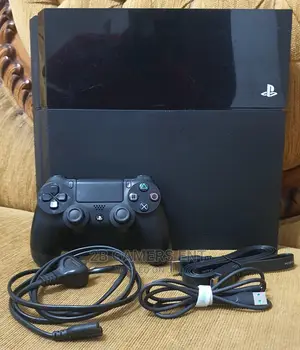 Ps4 Standard Version, + Games Installed