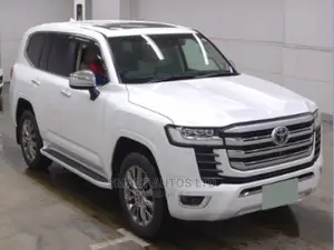 New Toyota Land Cruiser 2023 Pearl