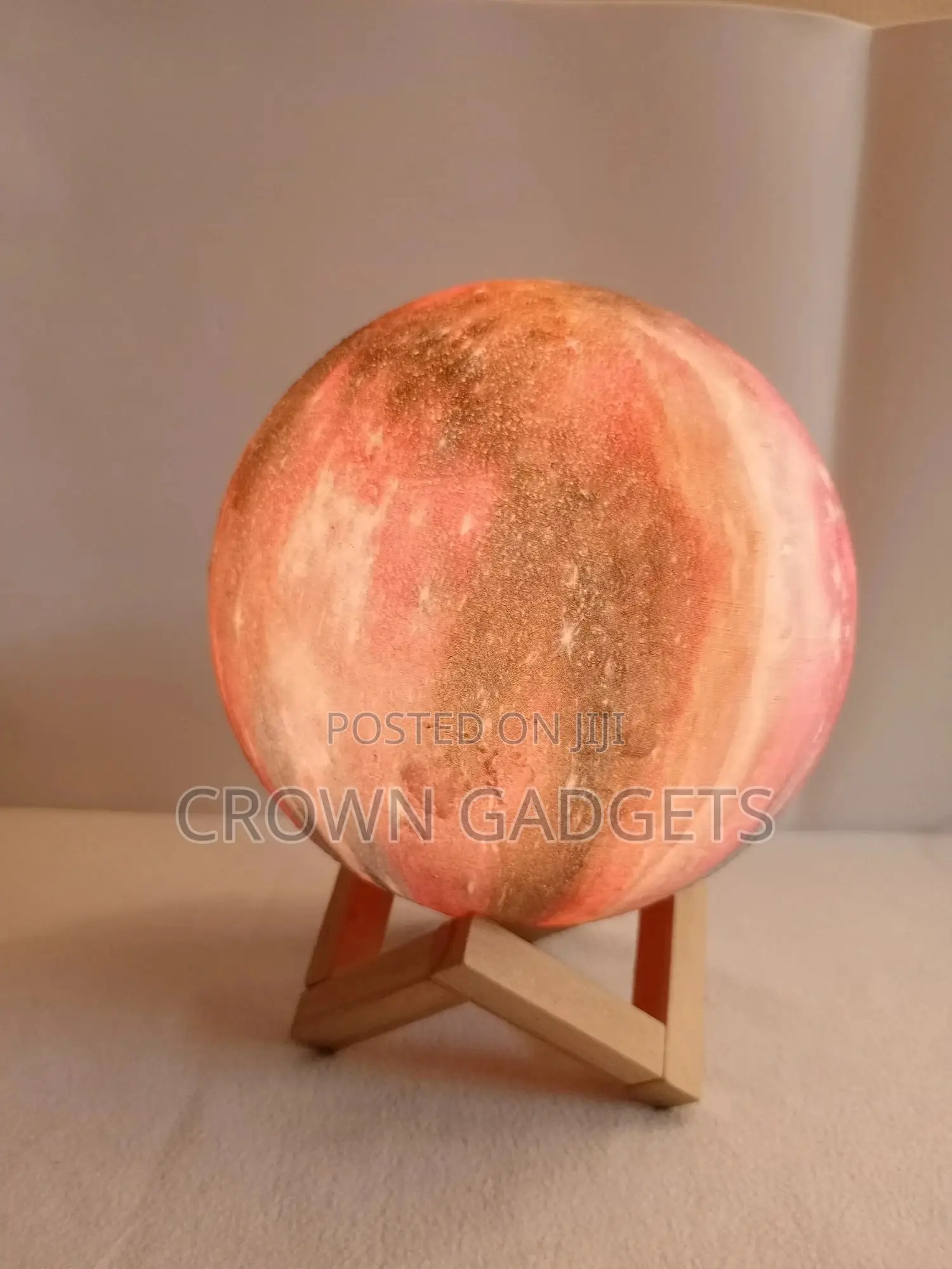 18 Colors Moon Light With Unique Stand